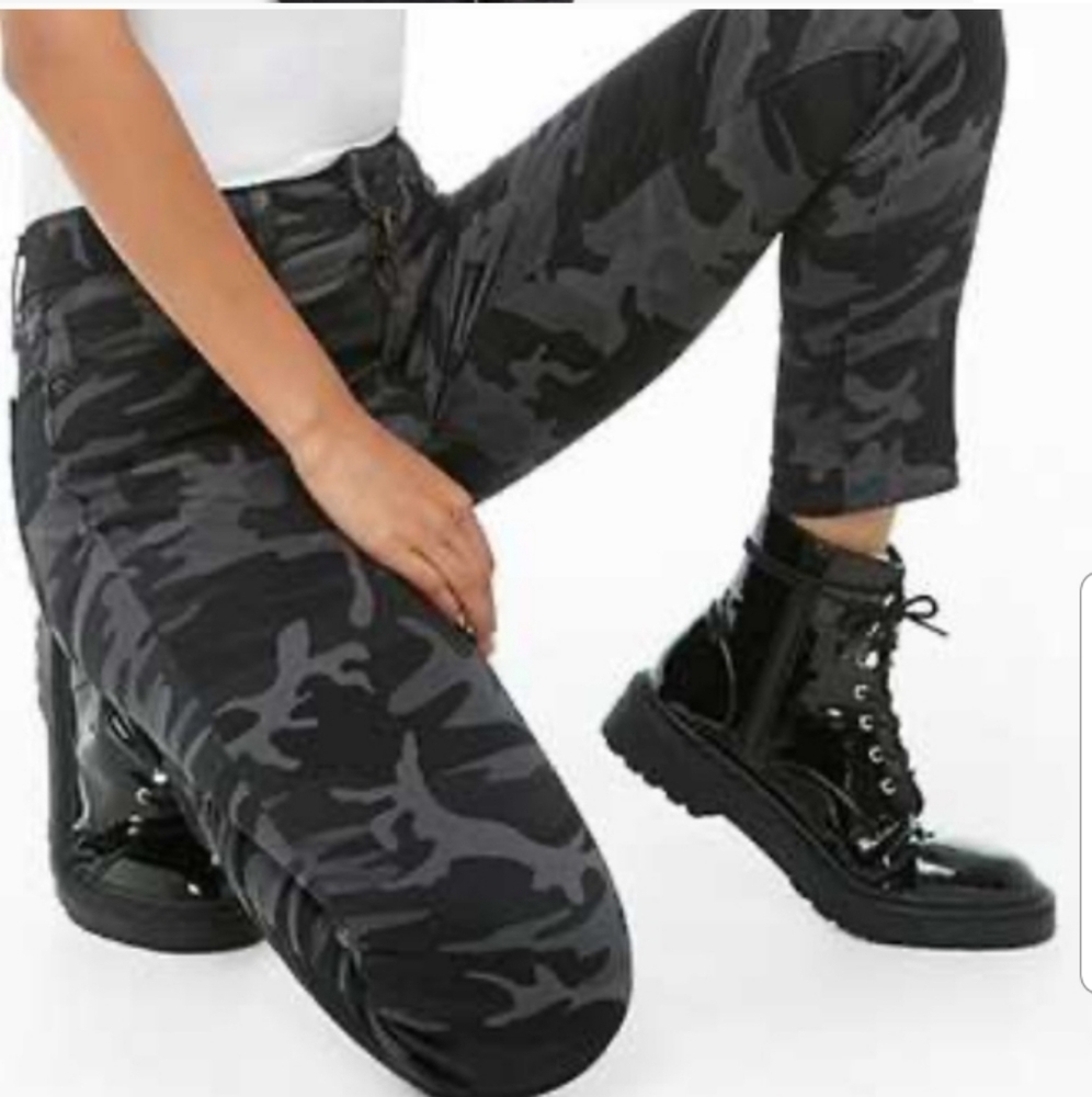 Levis 711 Skinny Camo Ankle Stretch Jeans Pants 28